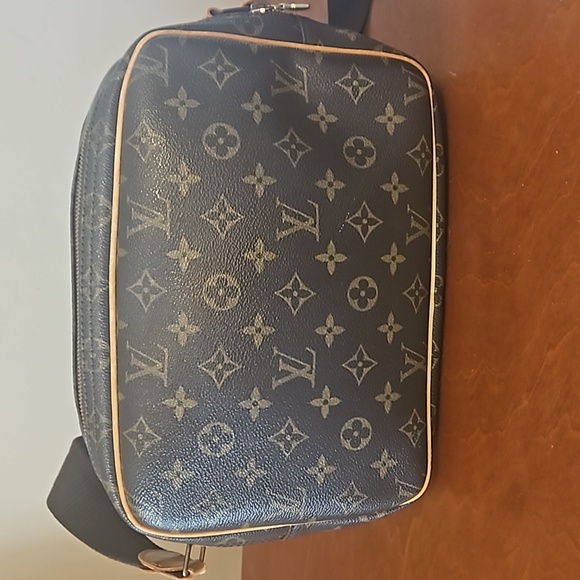 Louis Vuitton Reporter PM Vintage Excellent preloved condition clean!!! - Picture 5 of 16